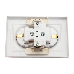 Розетка с/у Atlasdesign ATN000126, 2 гнезда, с/з, з/ш, белая